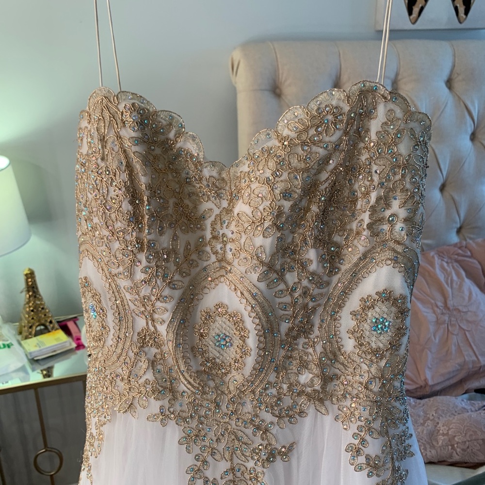 Elegant Formal Gown